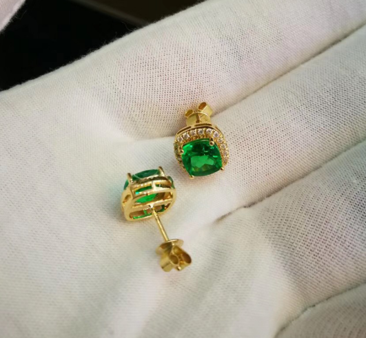 Emerald Earring 285$